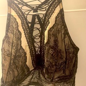 Super sexy like new lacy bralette size XL